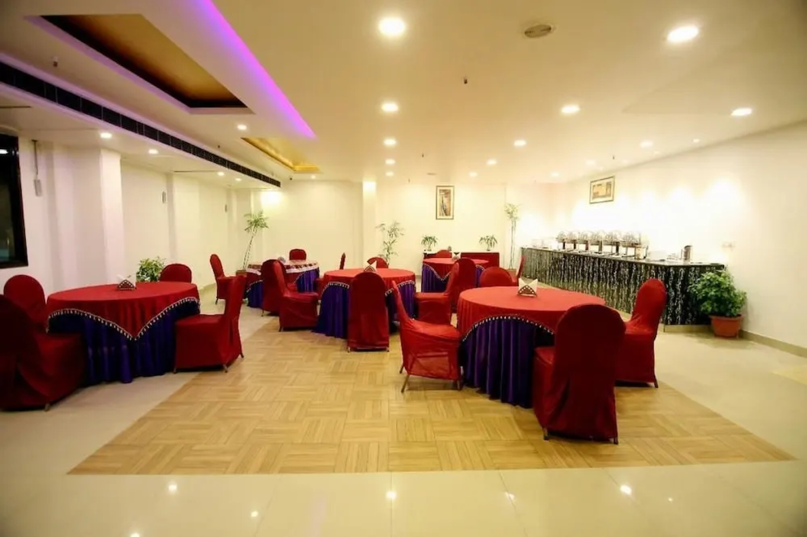 Rousha Inn