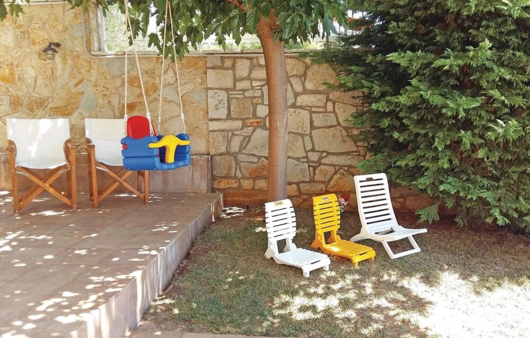 Amazing Home in Theologos with Hot Tub, WiFi & 6 Bedrooms