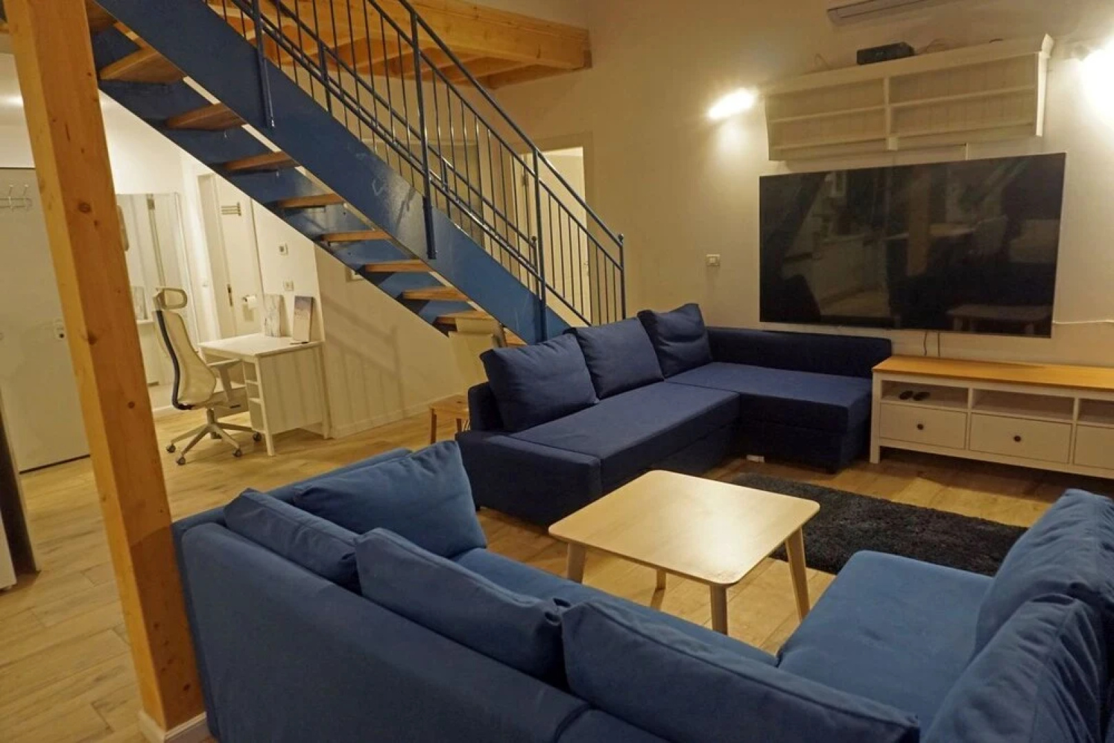 Ohn-Bar Guesthouse