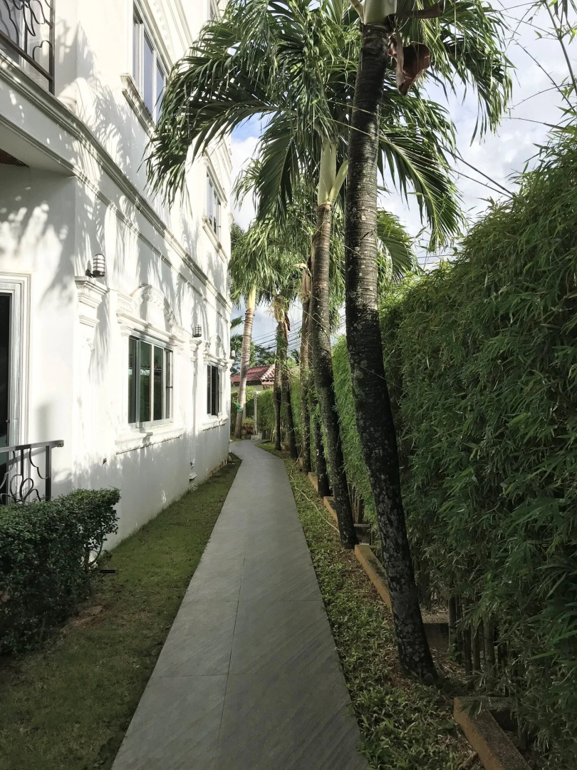 The Orchid Kathu Height Serviced Apartment