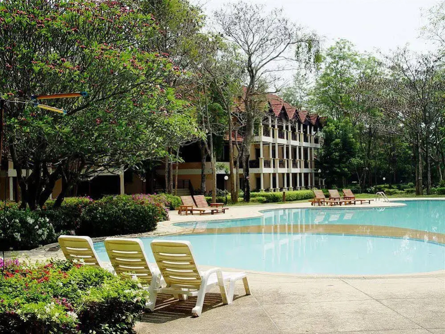 Pavilion Rim Kwai Resort