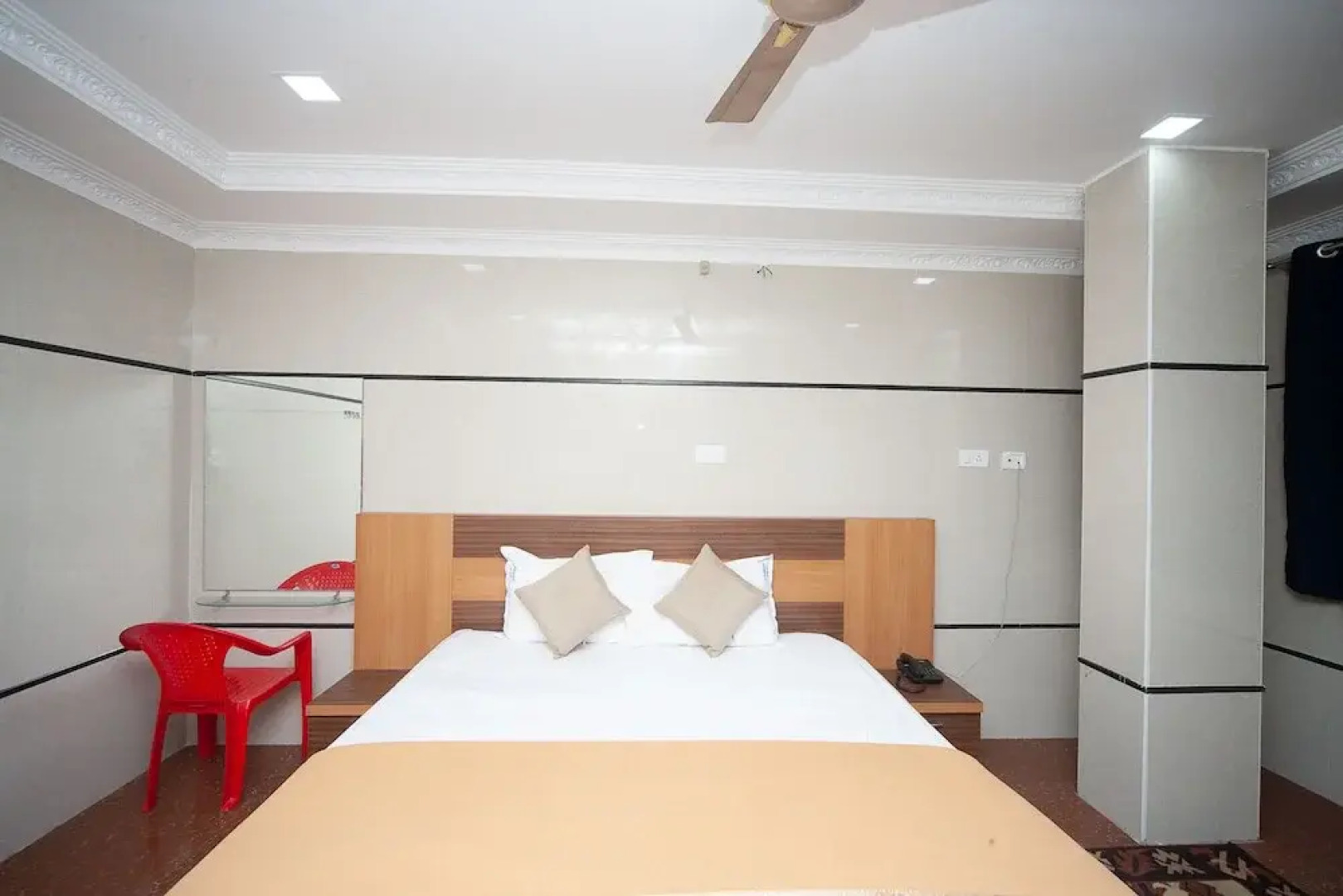 SPOT ON 30656 Sree Padma Residency