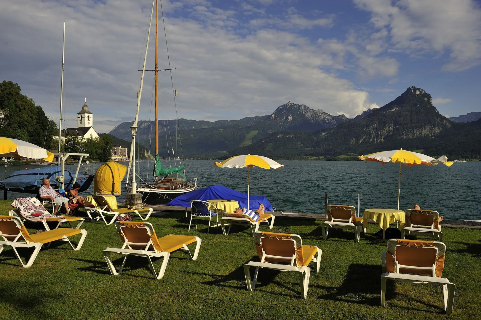 Romantik Residenz Ferienwohnungen Hotel Im Weissen Rössl