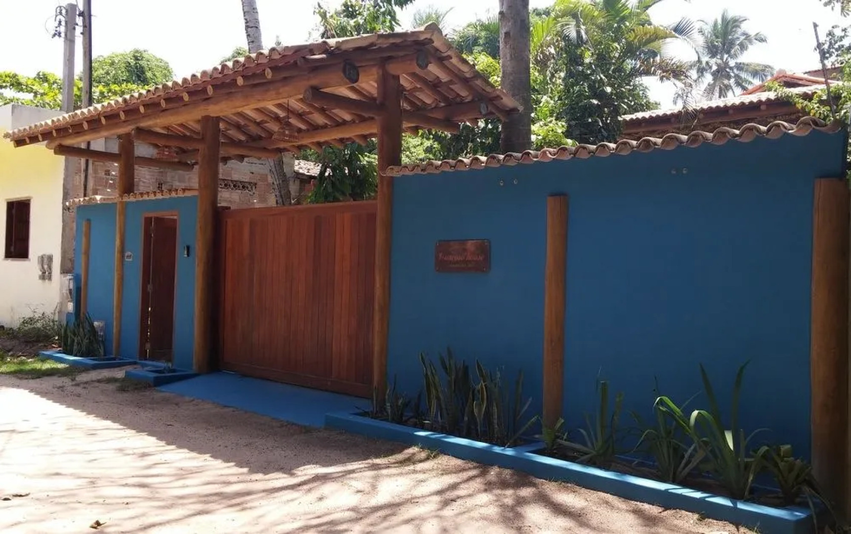 Biribandos Rooms by Trancoso House