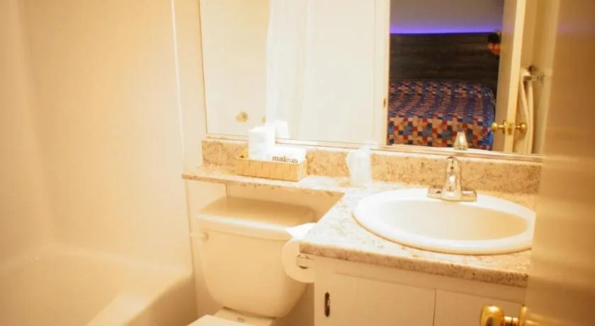 Silverwood Inn & Suites