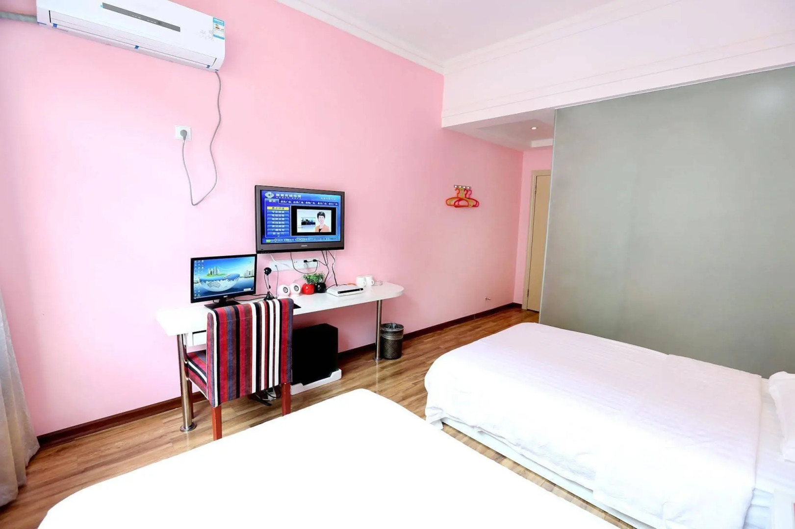 Zhangjiajie Yanran Inn