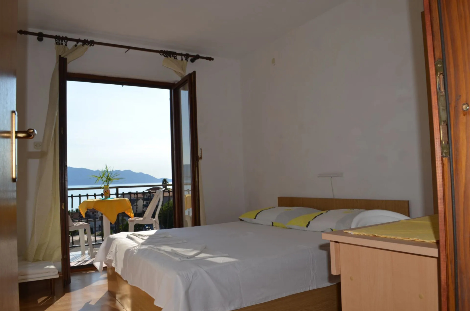Apartment Jozo - 150 m from pebble beach: A3 Gradac, Riviera Makarska