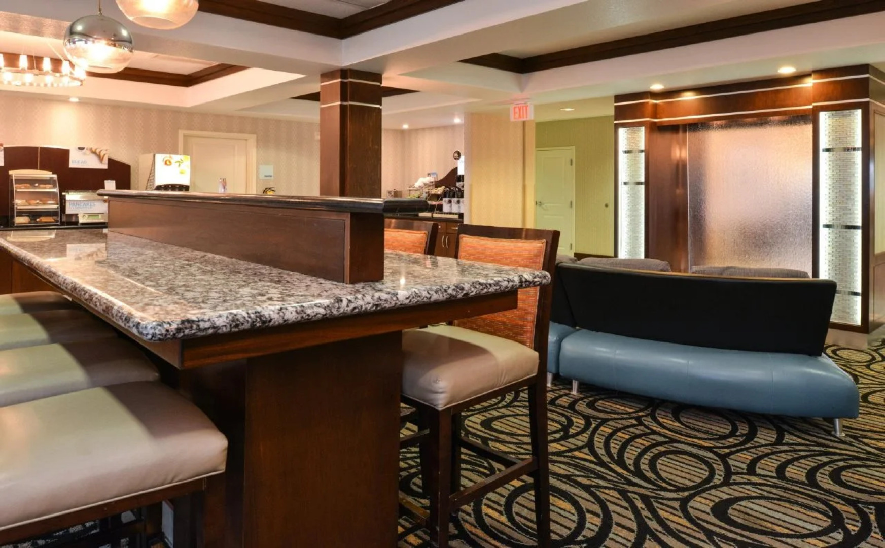 Holiday Inn Express & Suites Greenfield by IHG