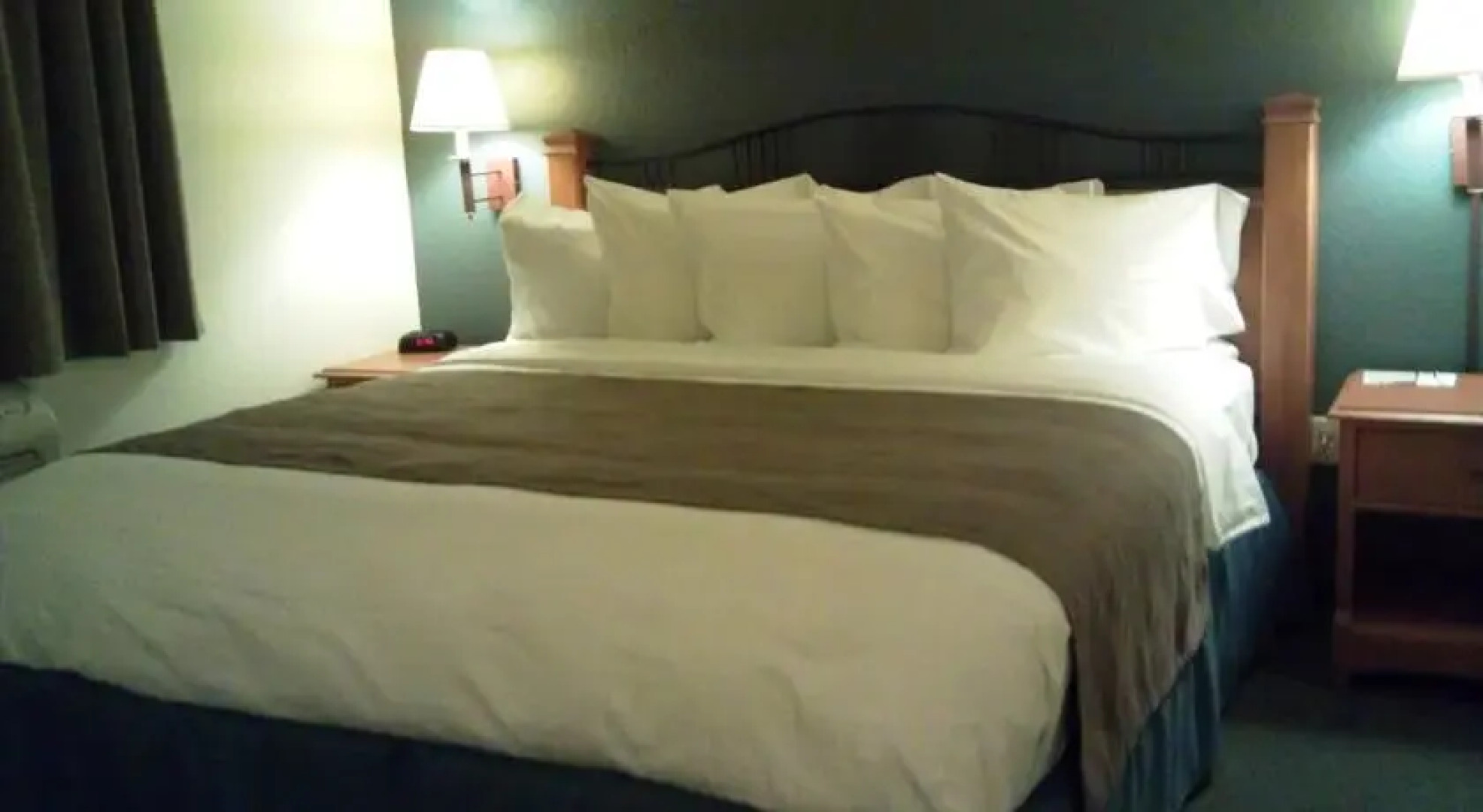 AmericInn Hotel & Suites Owatonna - Conference Center