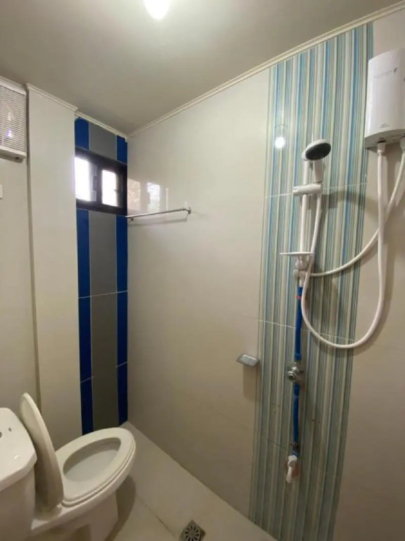 RedDoorz Plus @ Lhexlyn Resort San Narciso