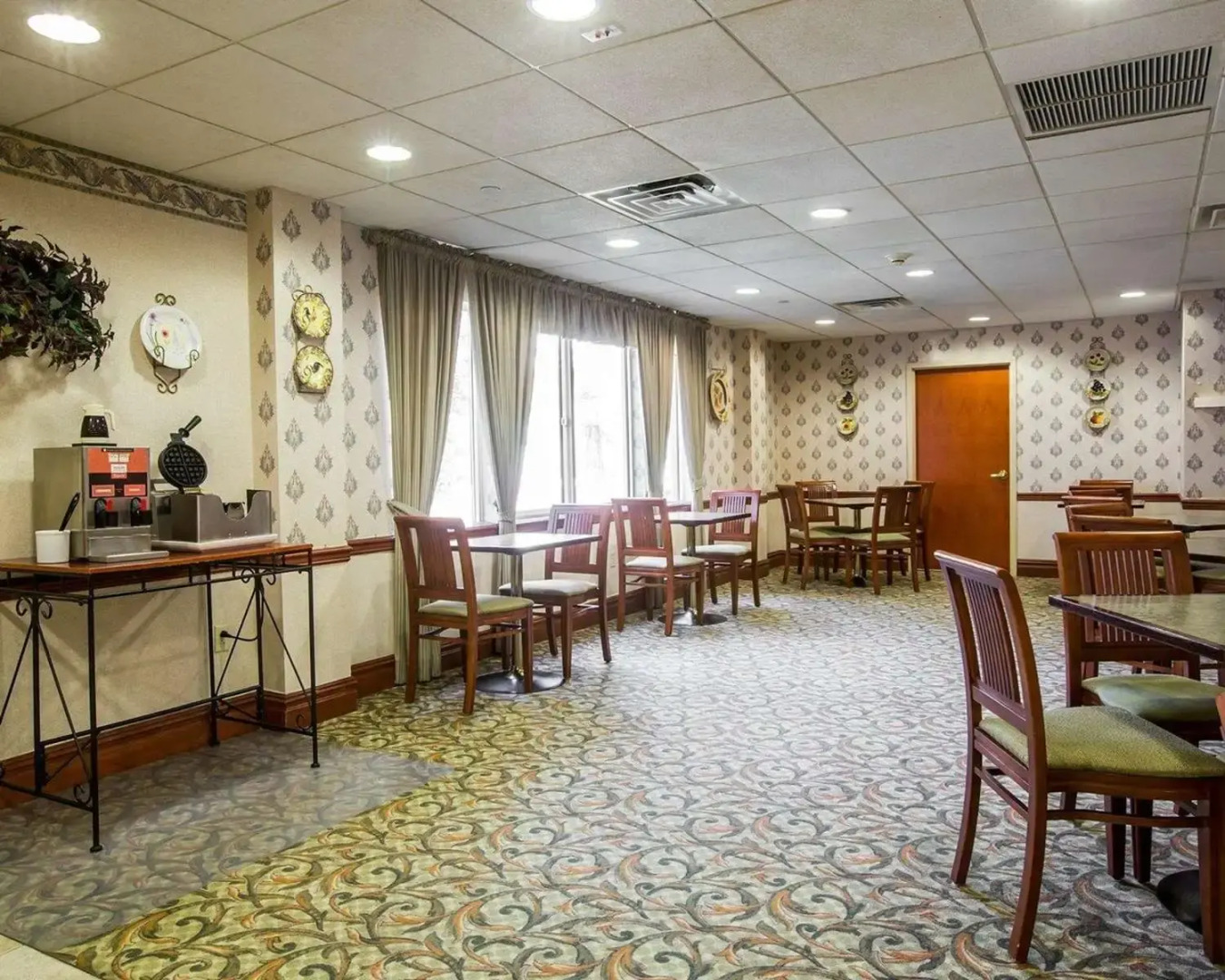 Holiday Inn Express & Suites Hawthorne Elmsford North by IHG