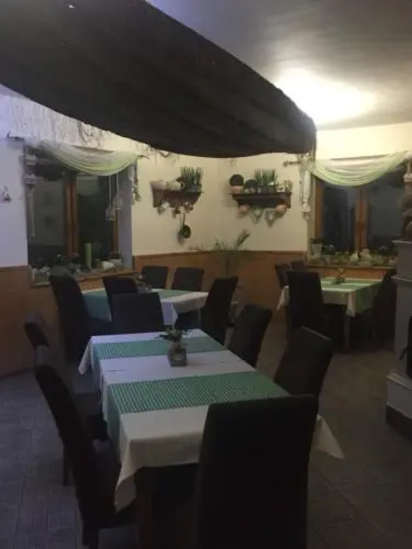APÁLI Restaurant & Pension