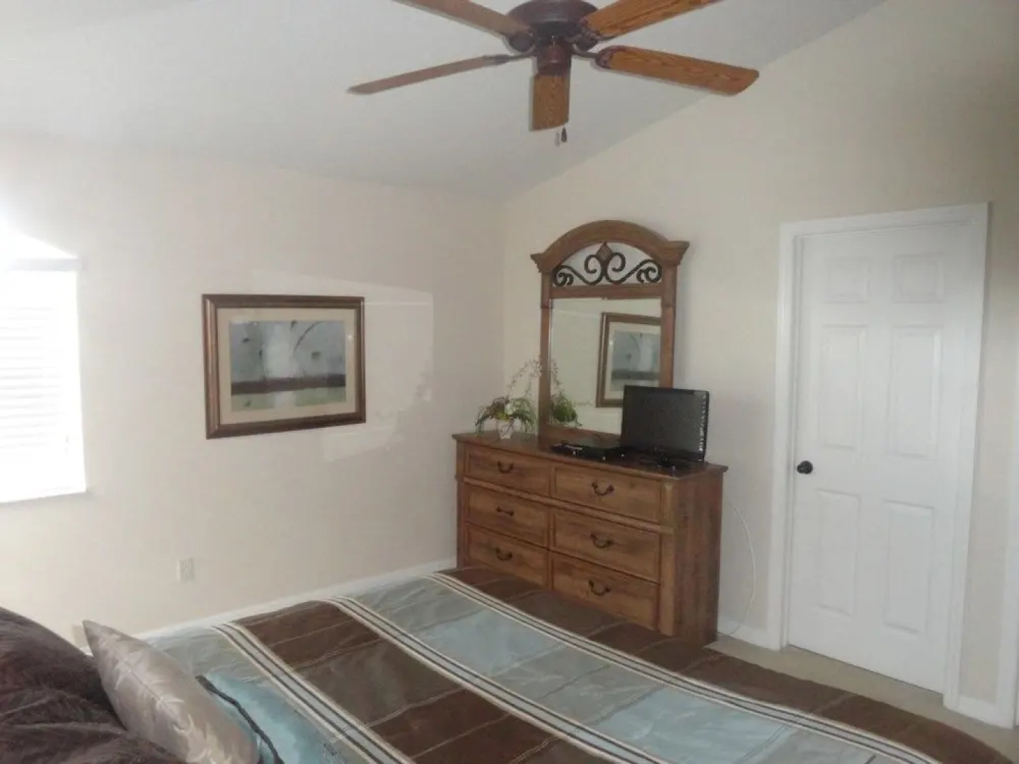 Bridgeford Crossing by Escape Vacation