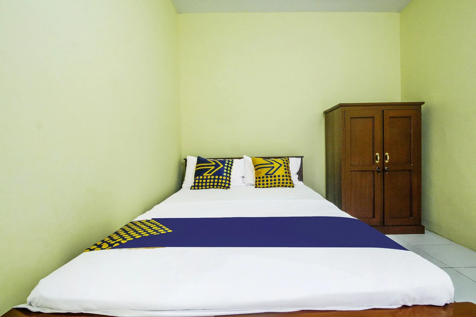 OYO Life 91606 Nadin Guest House Syariah