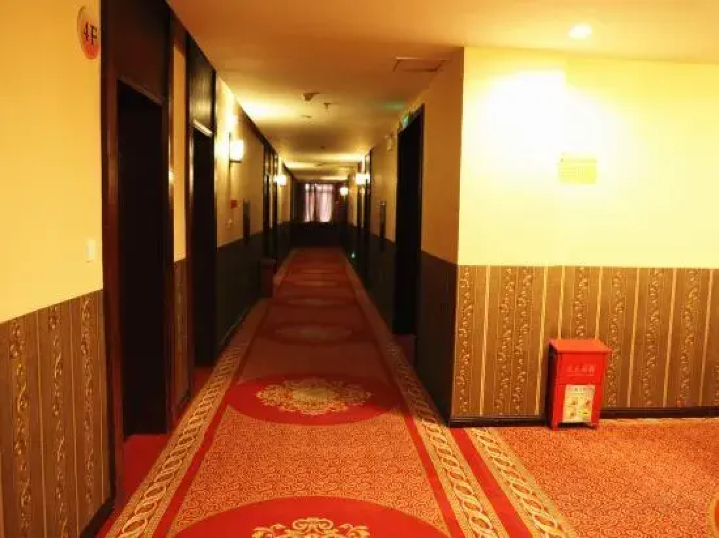 Hongwu Hotel