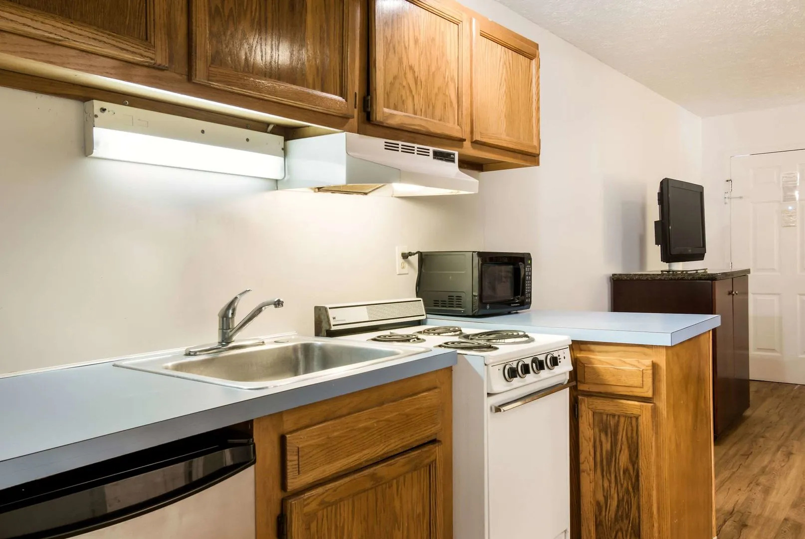 Econo Lodge Inn & Suites Lake Harmony - Pocono Mountains Area