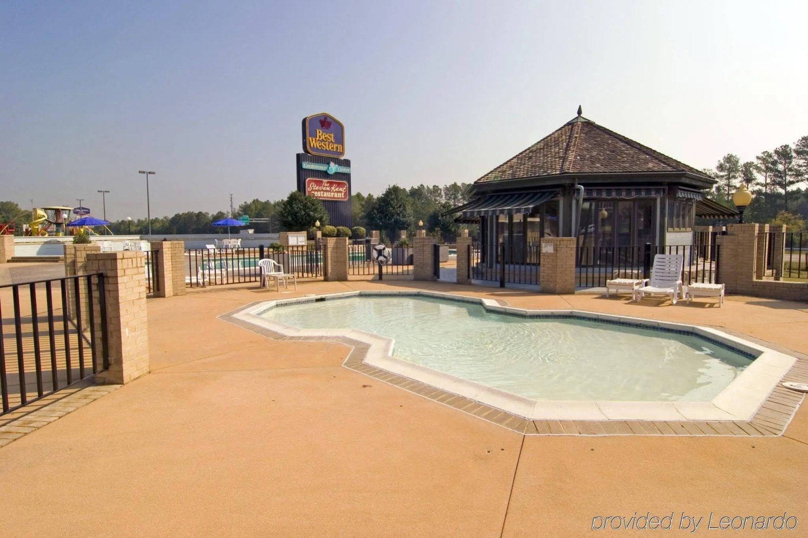 Howard Johnson Petersburg Fort Lee at I-95 and I-295