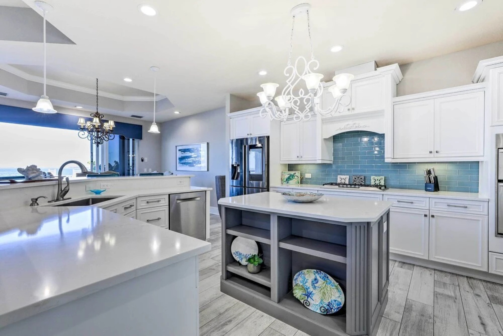 Apollo Beach House w/ Private Pool + Hot Tub