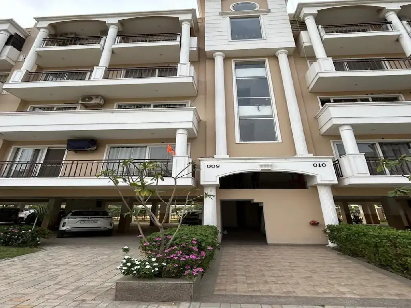 Elegant 3bhk at Sushma Valencia Zirakpur , Chandigarh, Panchkula, Mohali