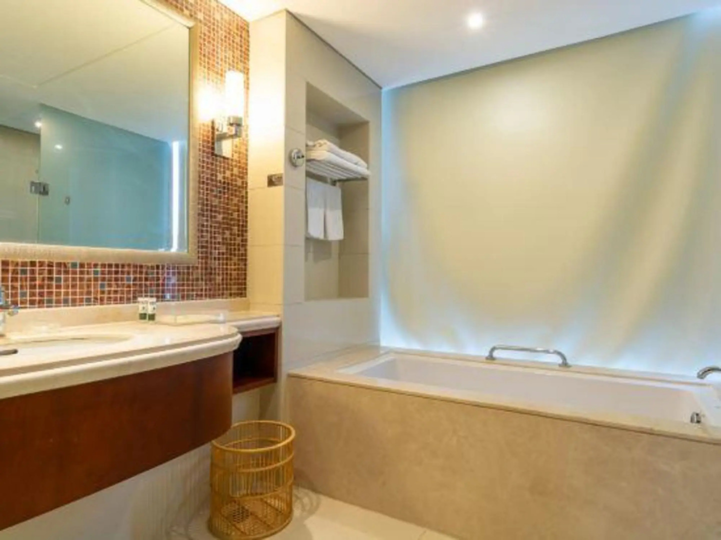 Wenjing International Hotel