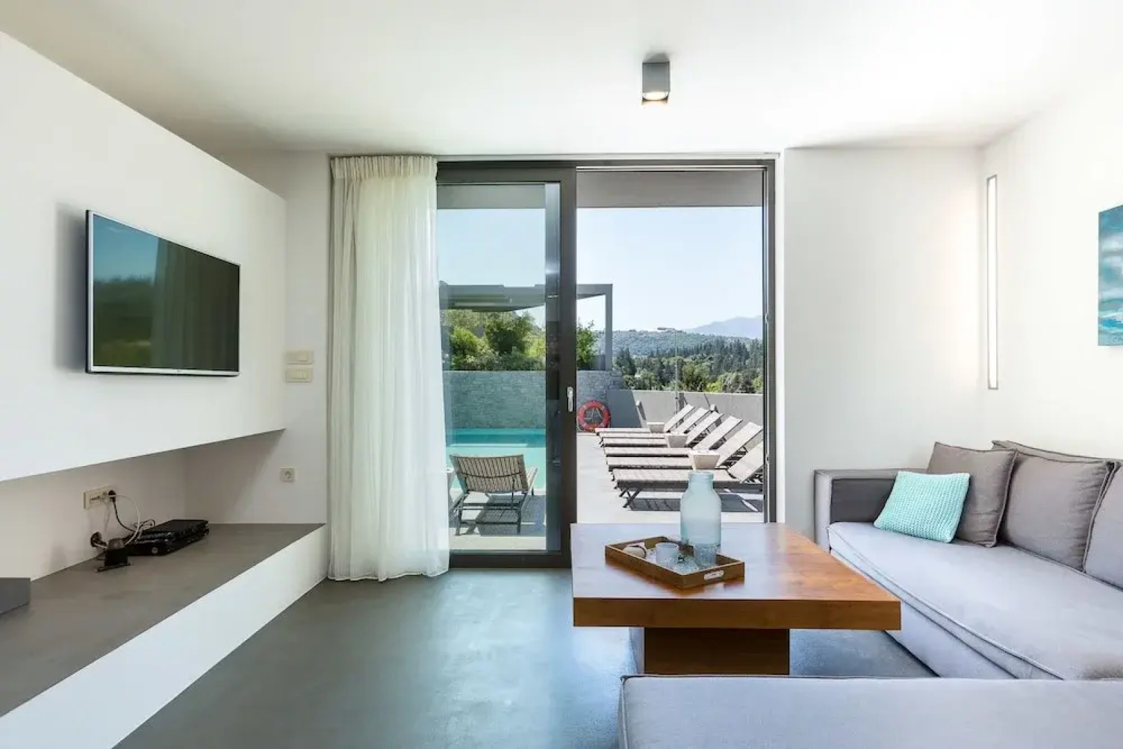 Elea Villas - Aspro & Blanche
