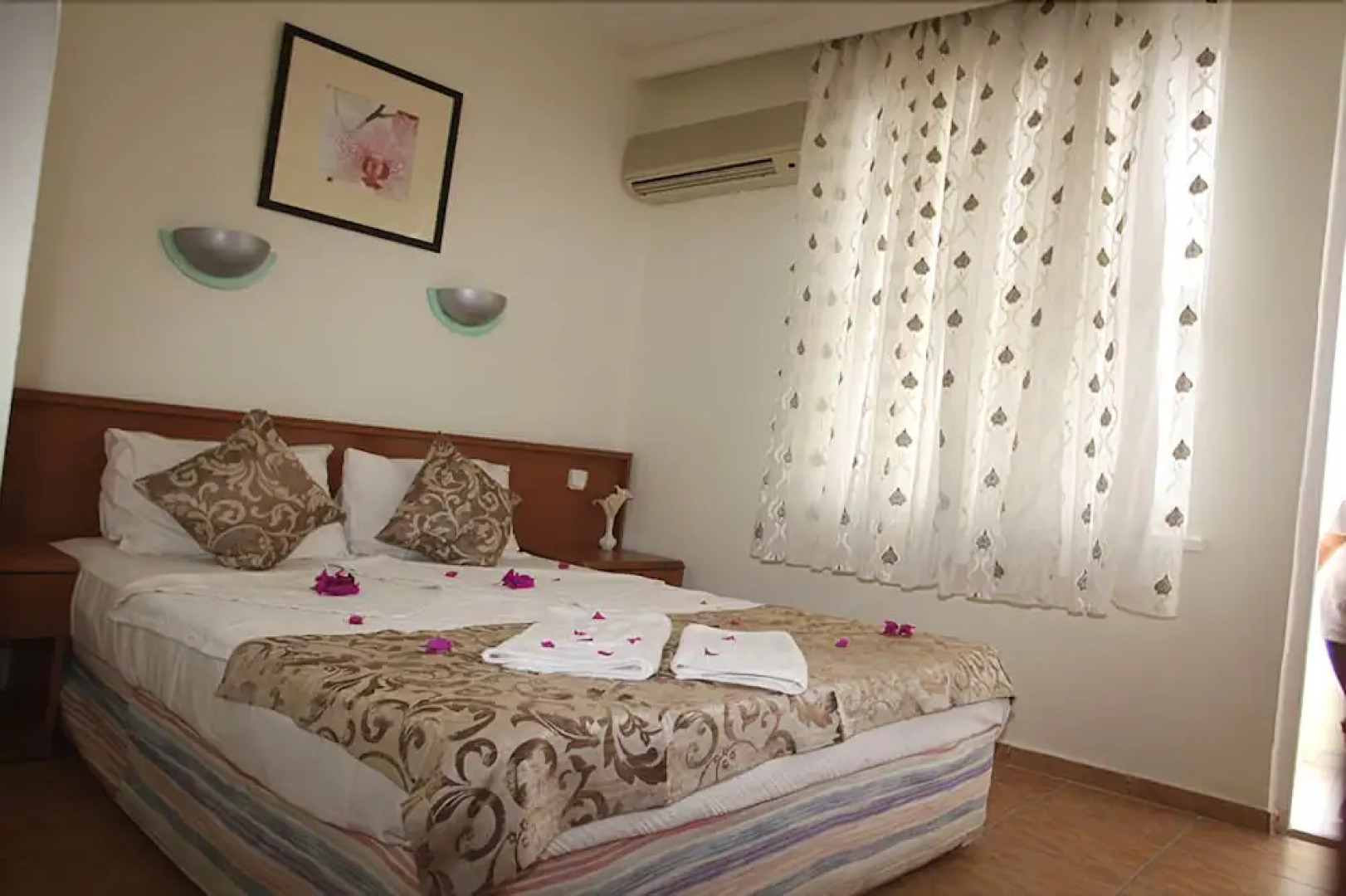 San Francisco Beach Hotel