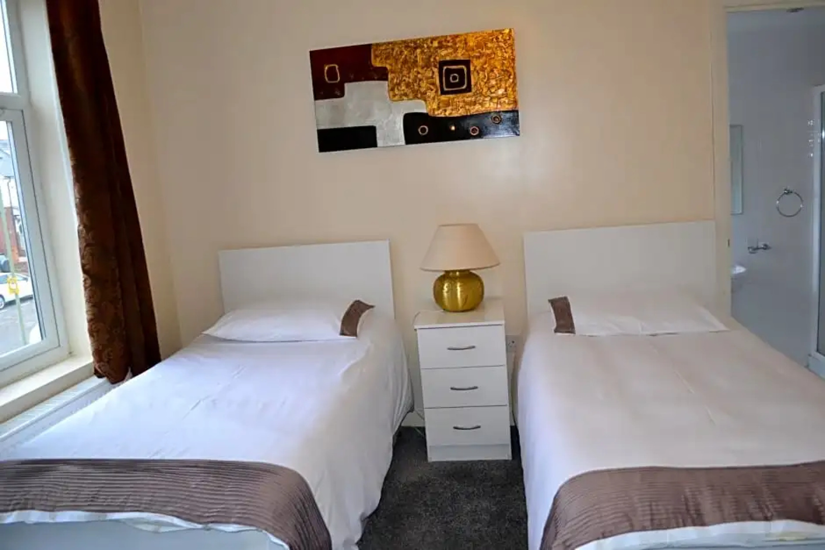 Annies Guest House