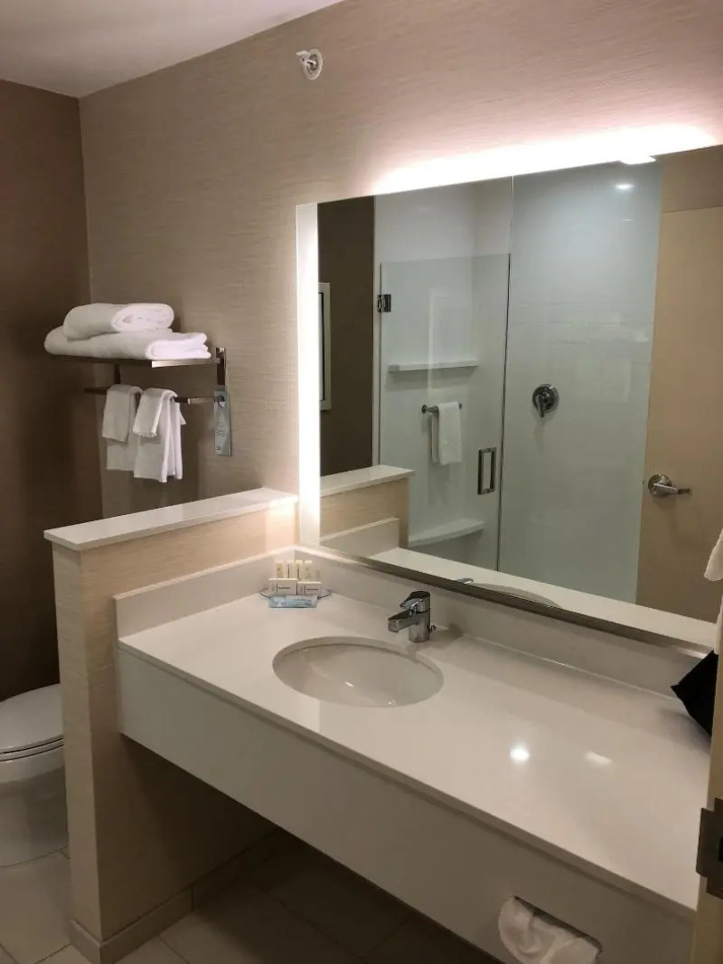 Fairfield Inn & Suites by Marriott Decorah