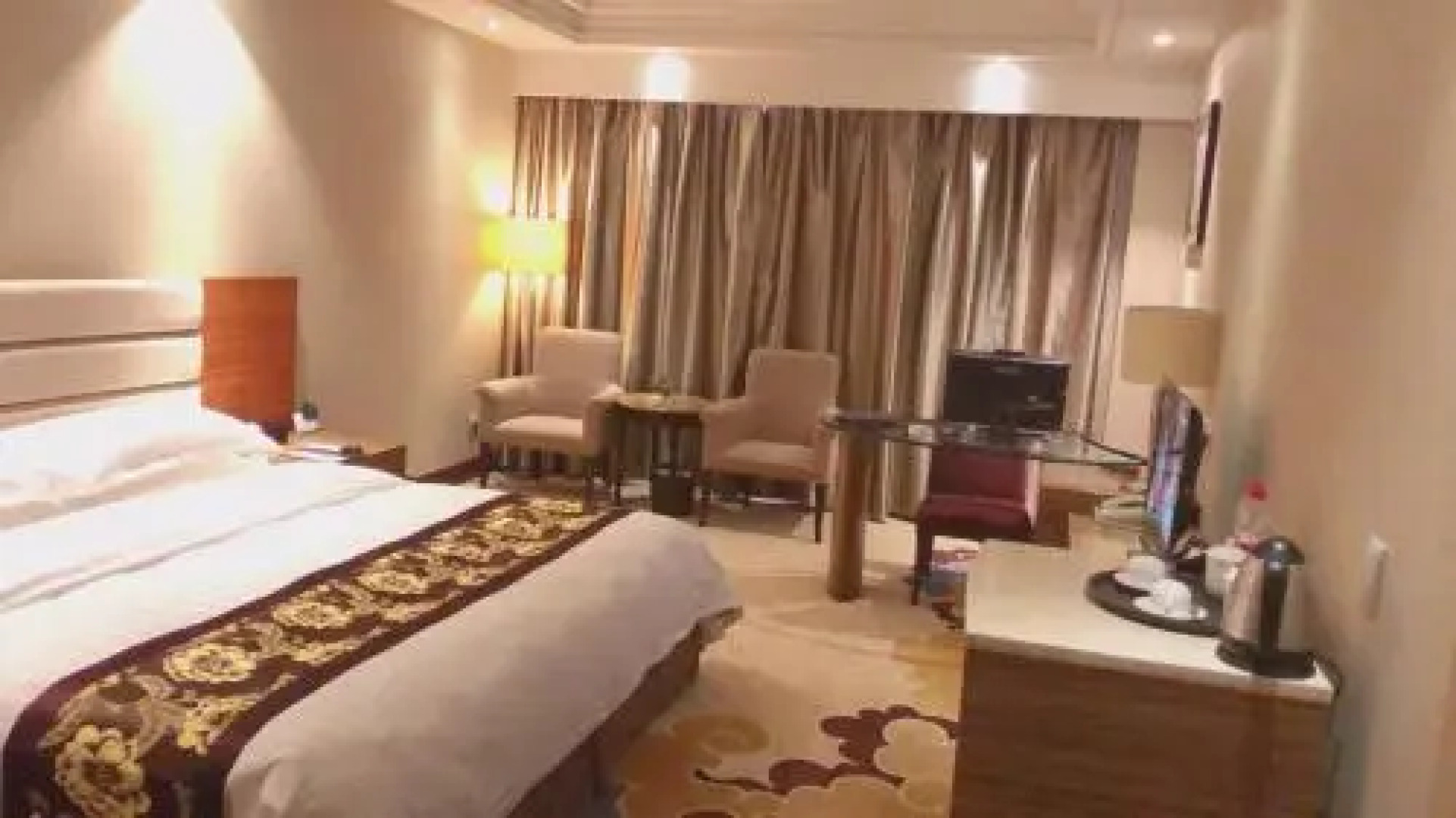 Nanyang Urban Grand Hotel