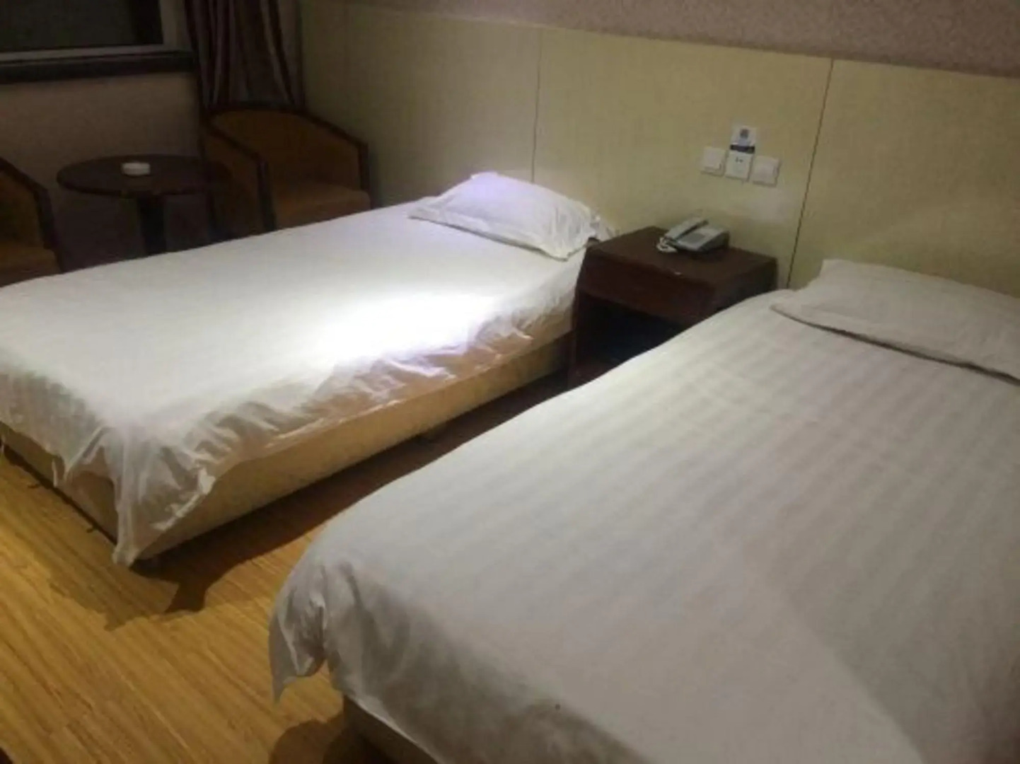 Eaka 365 Hotel Pingxiang Zhonghua Road Branch