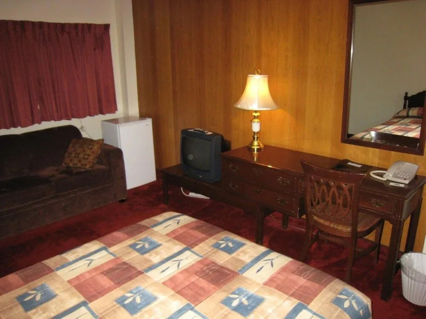 Downtowner Motor Inn