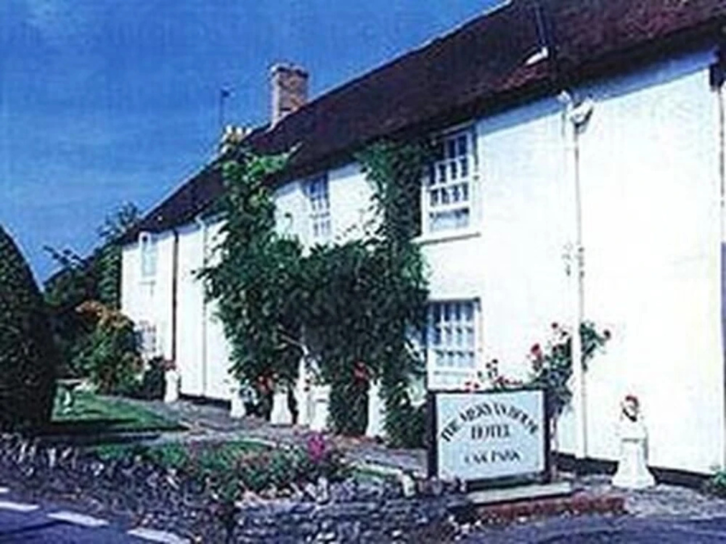 Meryan House Hotel