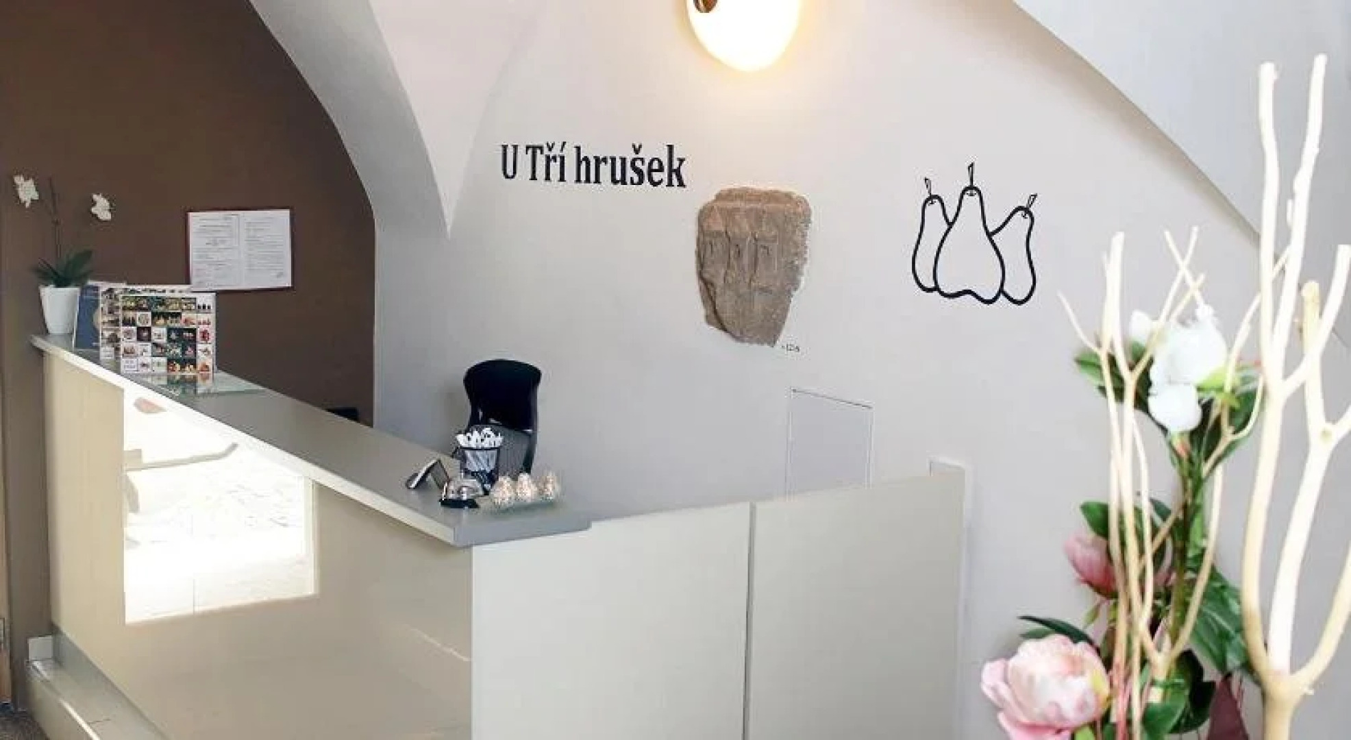 Suites & Apartments U Trí hrusek