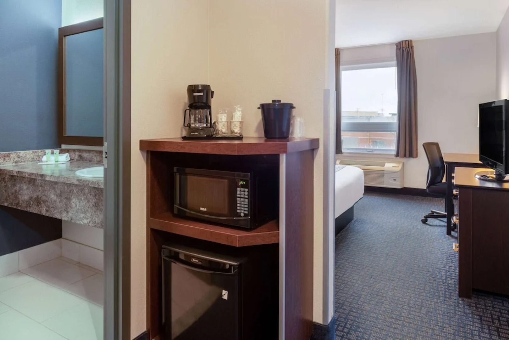 Super 8 Lachenaie/Terrebonne