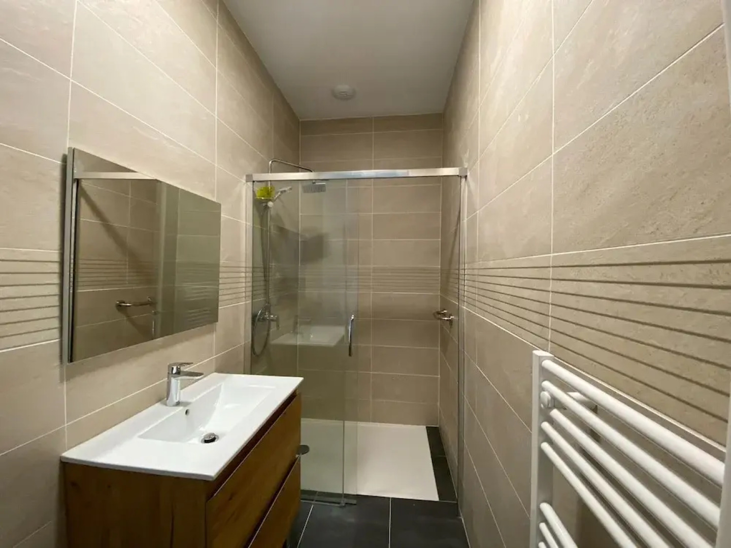 Holiday Home in Kerfany Near Beaches & Trails