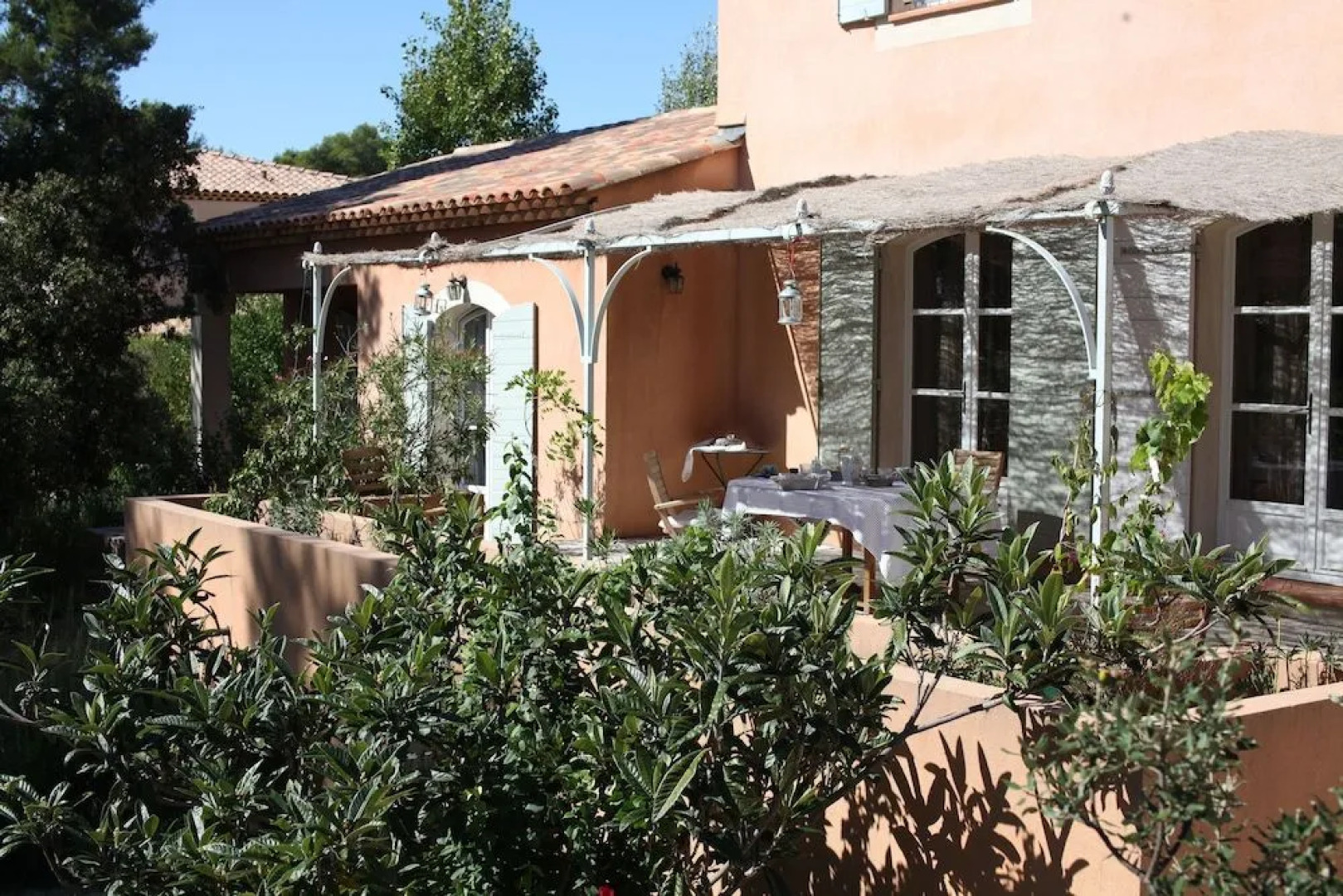 La Bastide De L'aube Chambre d hôtes