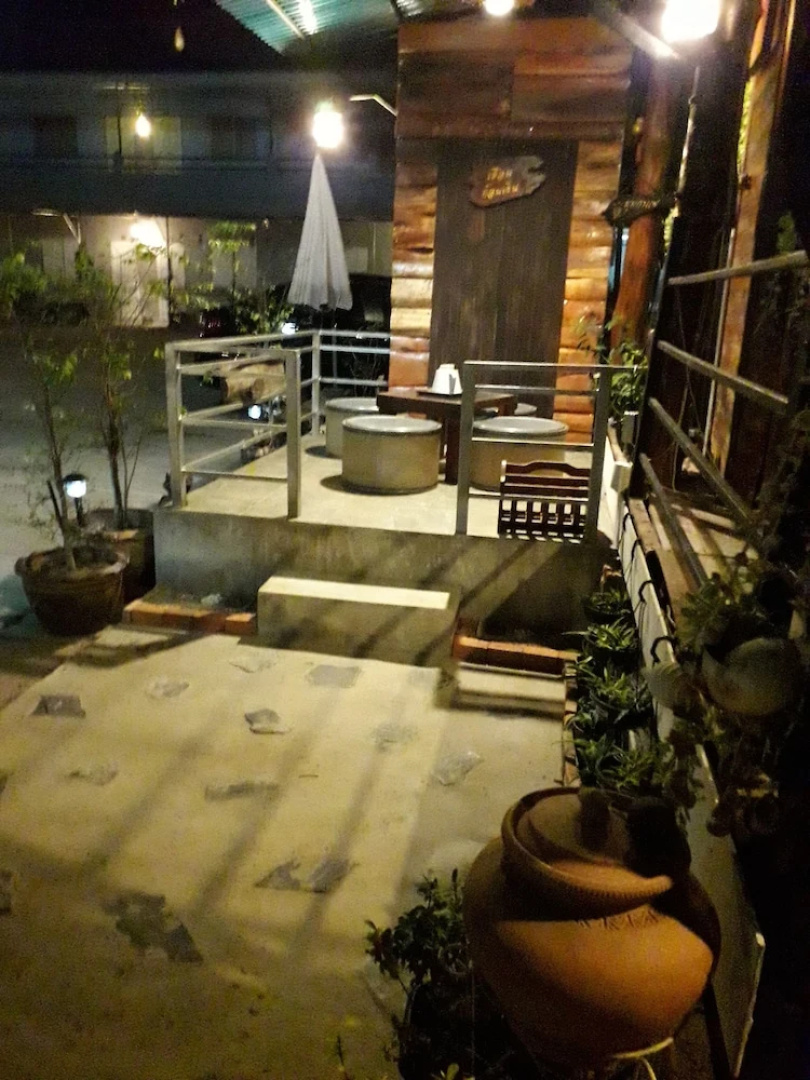 At Puangpetch Mukdahan