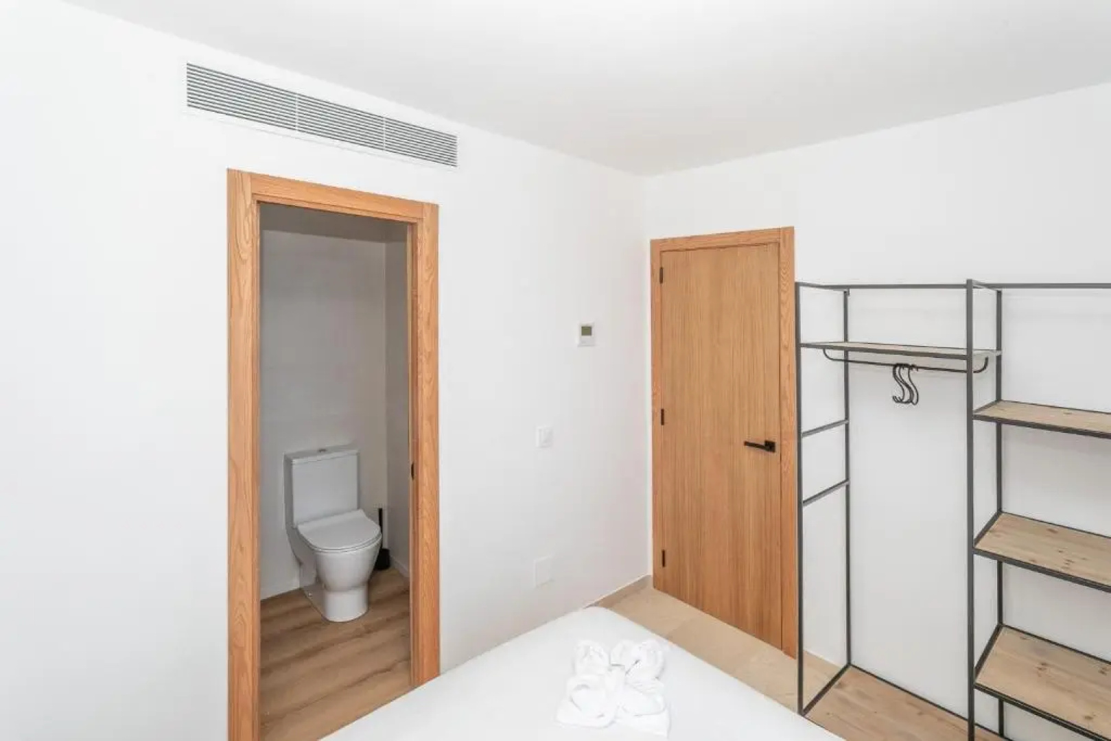 Beachfront holiday apartment Lotja 7