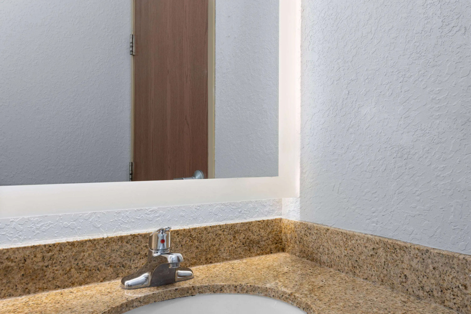 Microtel Inn & Suites by Wyndham Zephyrhills