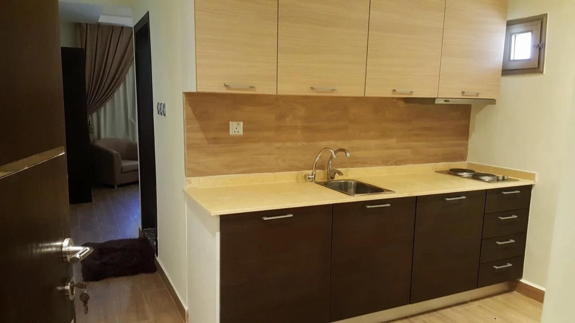 Al Muhanna Plaza Salmiya Old Souk