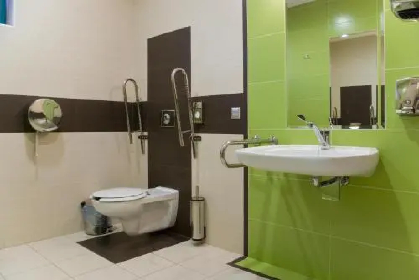 Restauracja Oaza Pokoje Goscinne