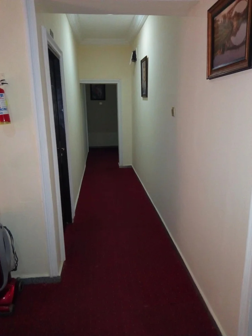 Laurintin Rose Hotel