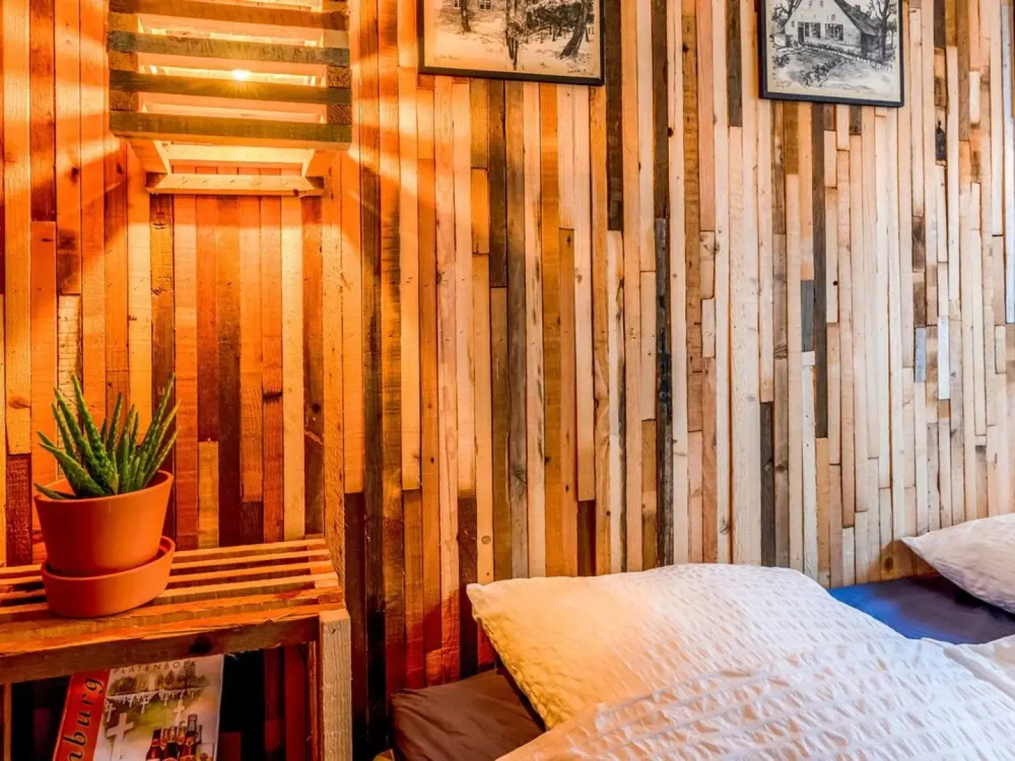 Lavish Holiday Home in Spaubeek with Turkish Steambath