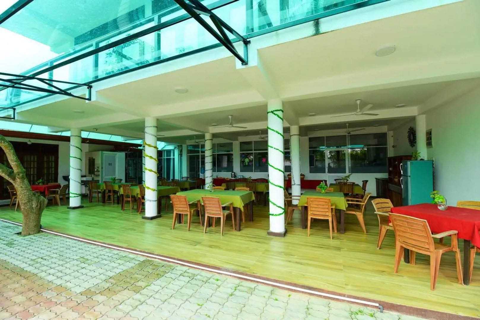 OYO 483 Kabalana Villa