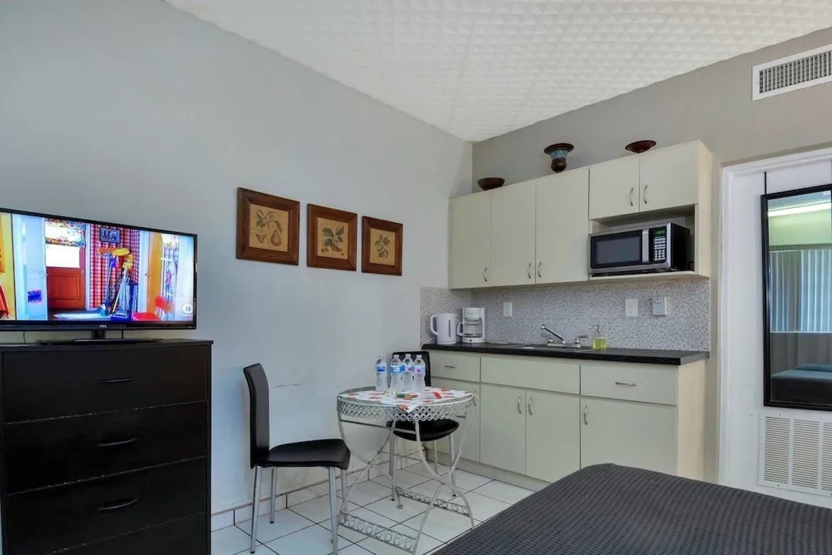 Lovely Apartment, Hallandale Beach!!!