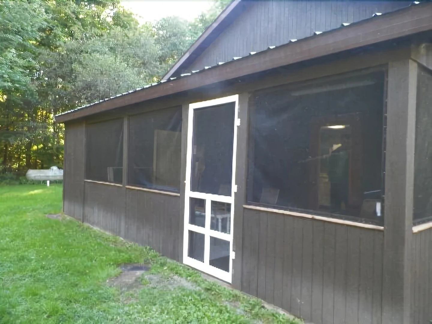 Feeder Creek Lodge and Cabin