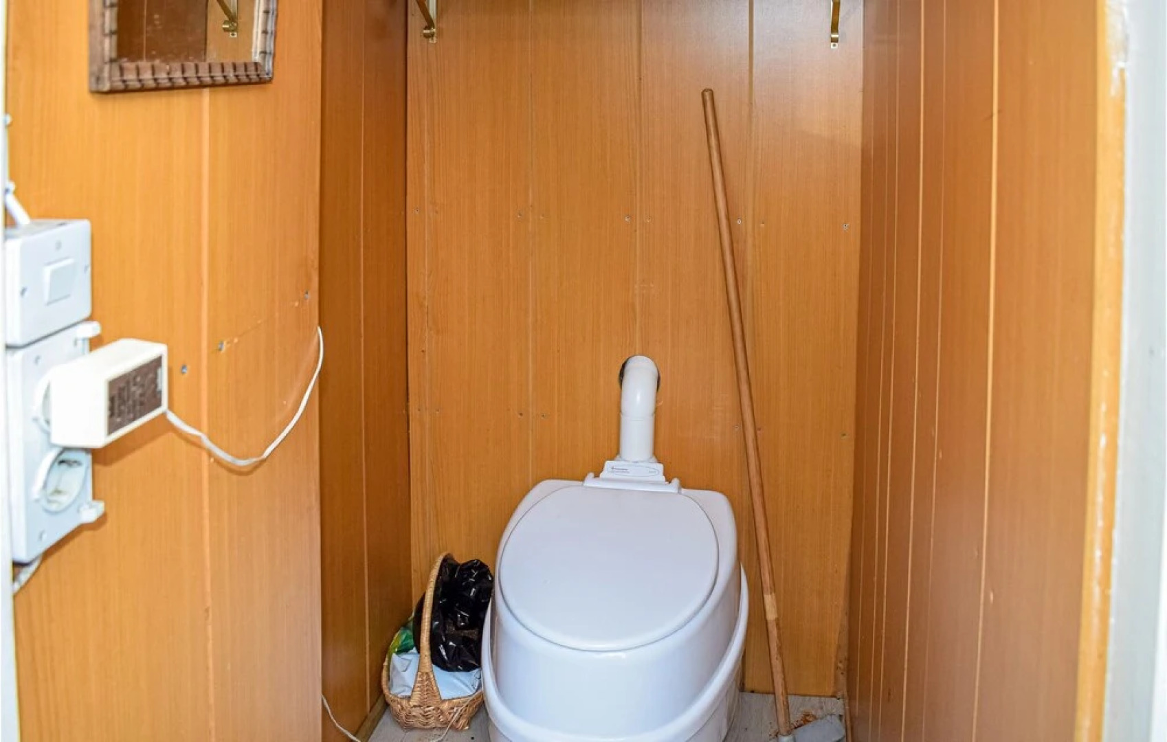 Stunning Home in Huskvarna With 1 Bedrooms