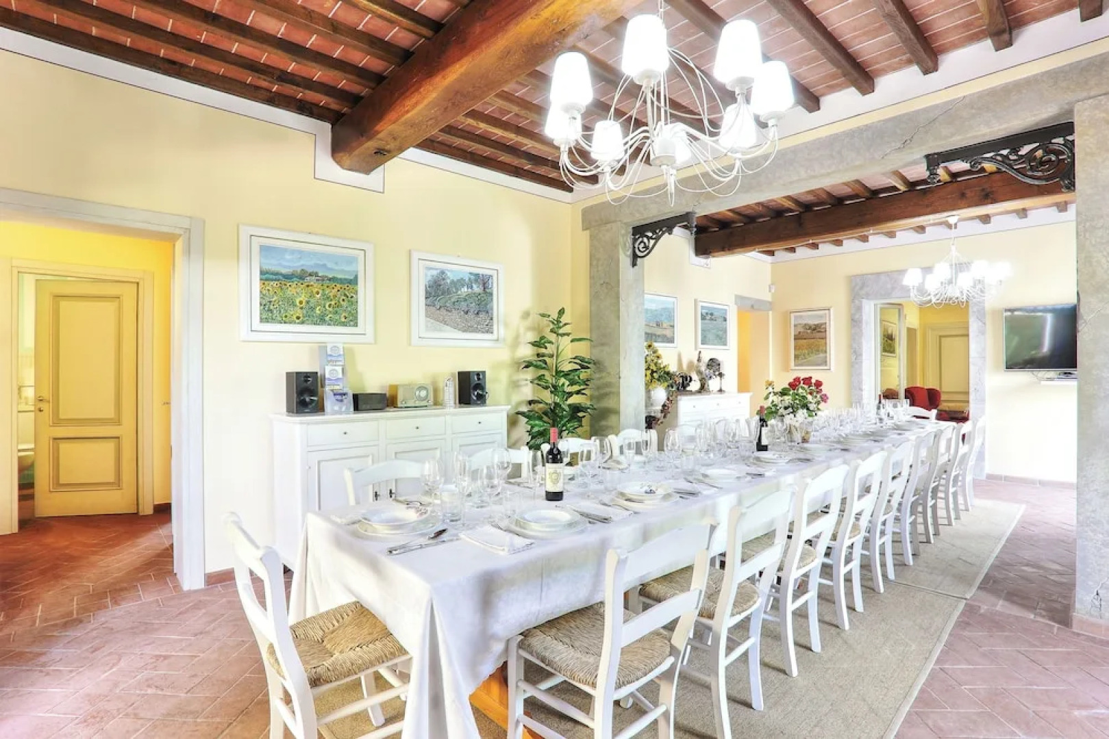 Luxury Villa in Tuscany With Pool Near Pisa and Florence - Eight Bedrooms 14 pl