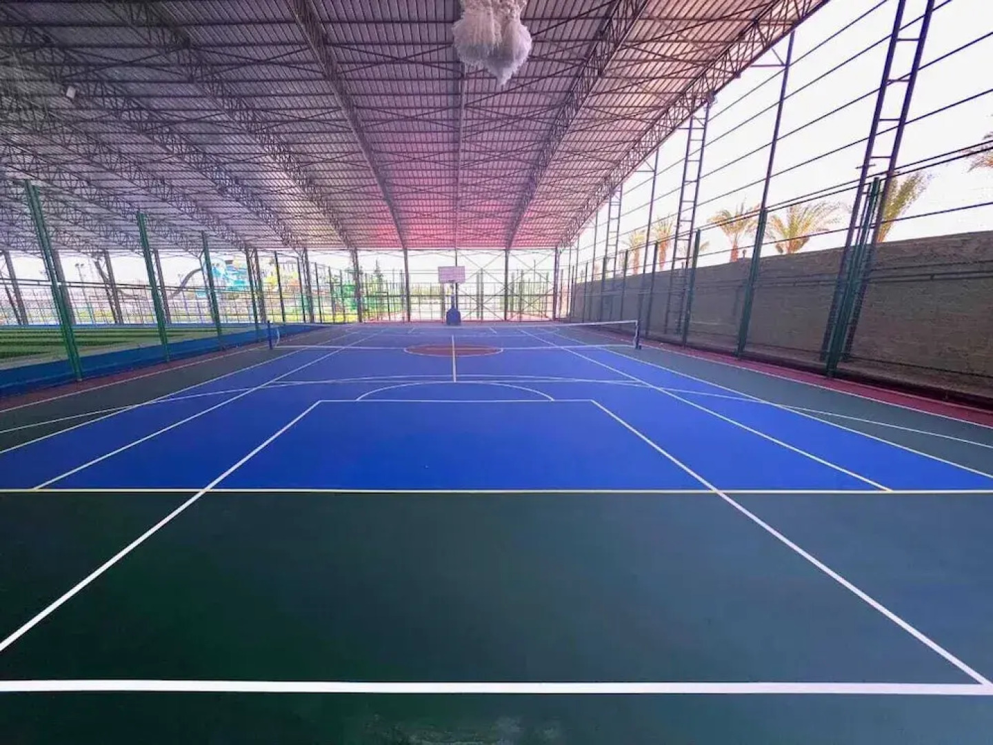 Sirena Beach Resort  Spa