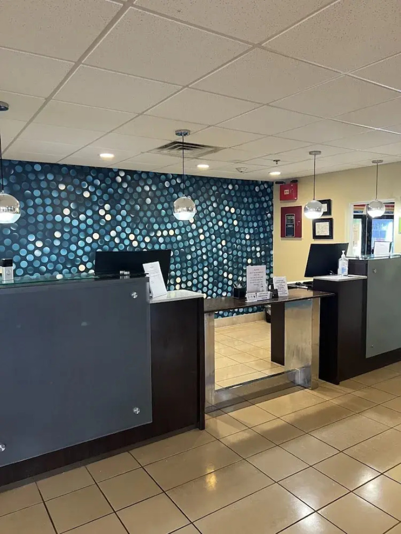 Mathis Deluxe Hospitality